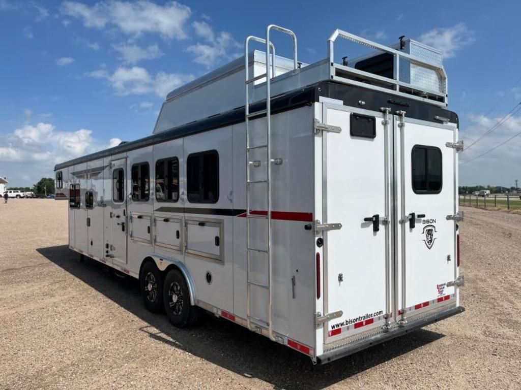 2024 Bison Trailer Ranger RG8411B - Image 3