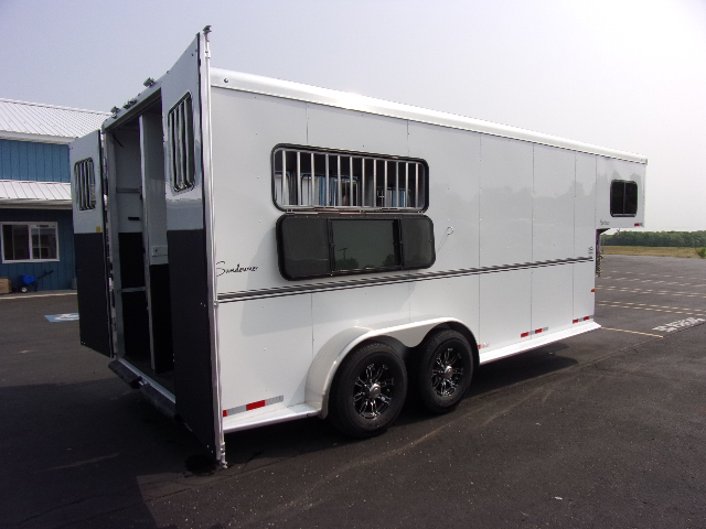 2024 Sundowner Trailers 3 Horse GN Sportman - Image 10