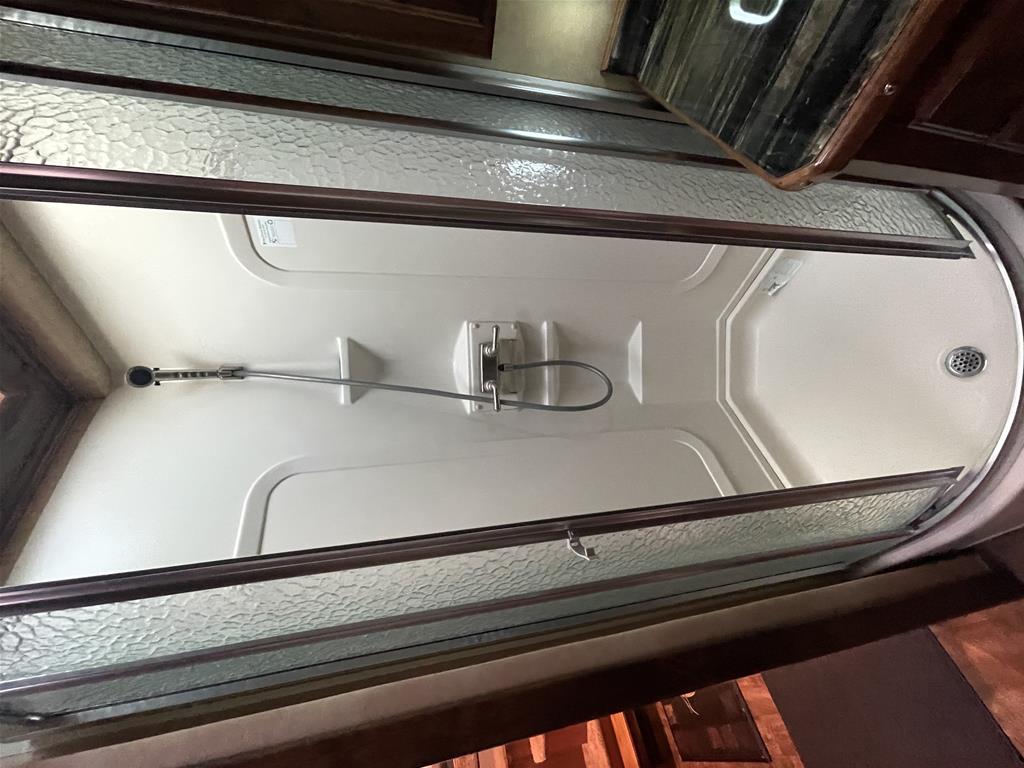 2014 4 Star Trailer Deluxe 3 Horse - Image 15