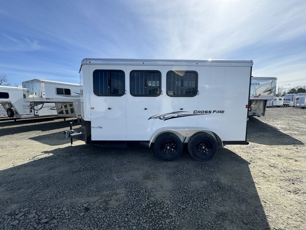 2025 Logan Coach Crossfire 3 Horse Bumper Pull - Image 2