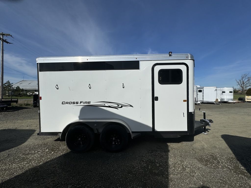 2025 Logan Coach Crossfire 3 Horse Bumper Pull - Image 14