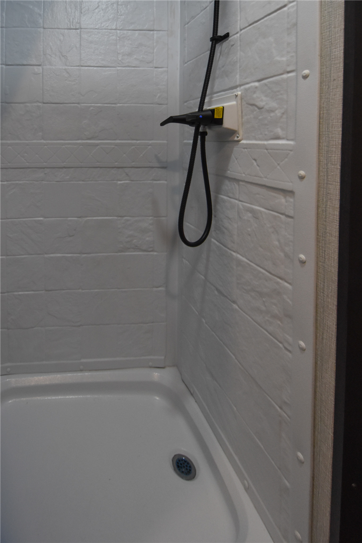 2025 Bison Trailer Ranger 7308 Gooseneck - Image 15