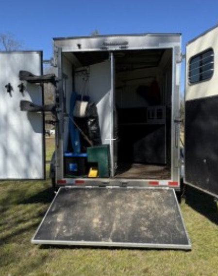 2022 Dixie Star 2 Horse Slant Load Gooseneck w/ 6' Living Quarters - Image 14