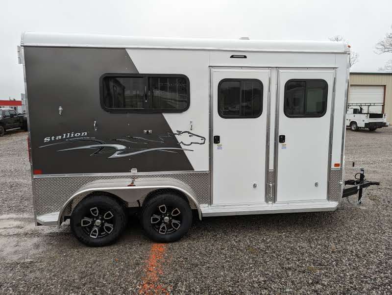 2023 Homesteader Stallion 214FB Bumper Pull - Image 5