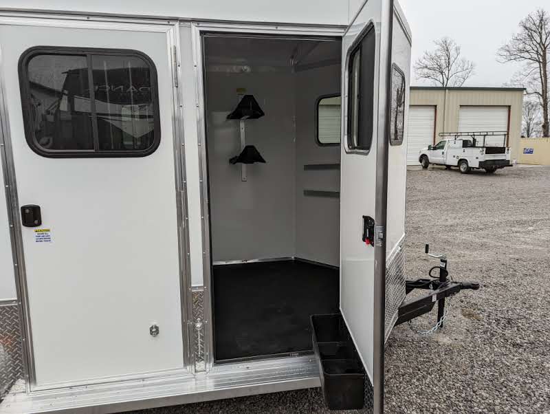 2023 Homesteader Stallion 214FB Bumper Pull - Image 15