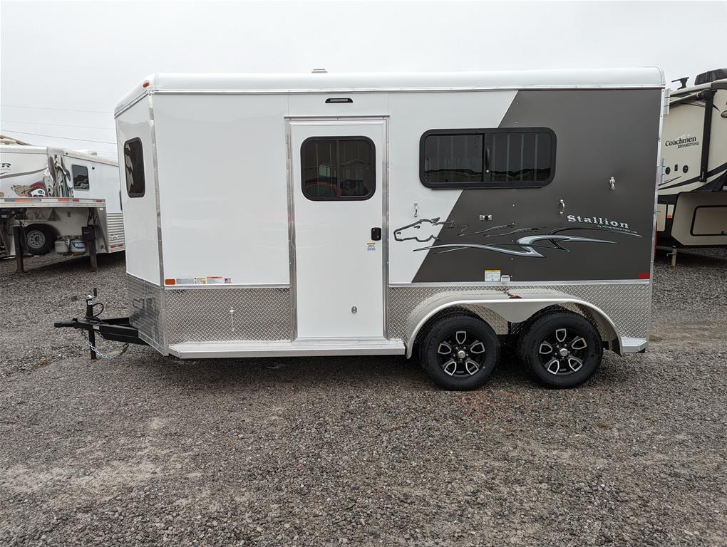 2023 Homesteader Stallion 214FB Bumper Pull - Image 2