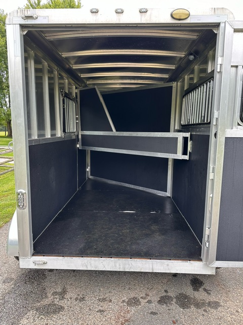 2019 Shadow Trailer StallMate 2 Horse Slant Load Bumper Pull - Image 9