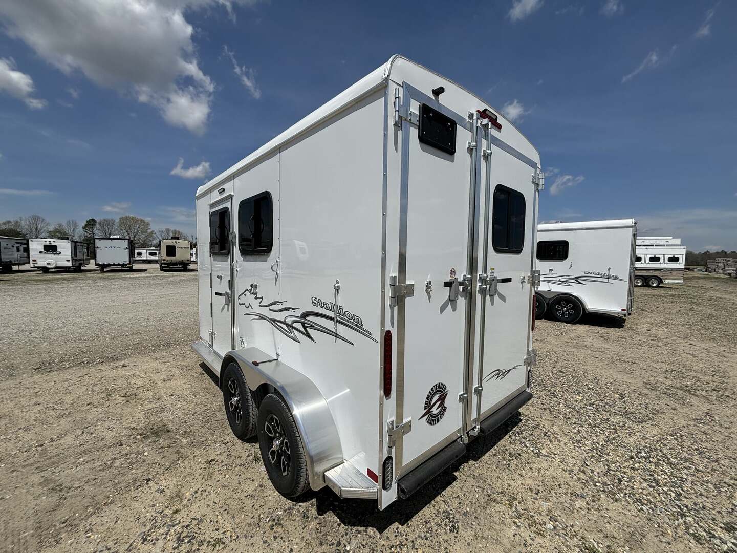 2025 Homesteader Stallion 213SB Bumper Pull - Image 7