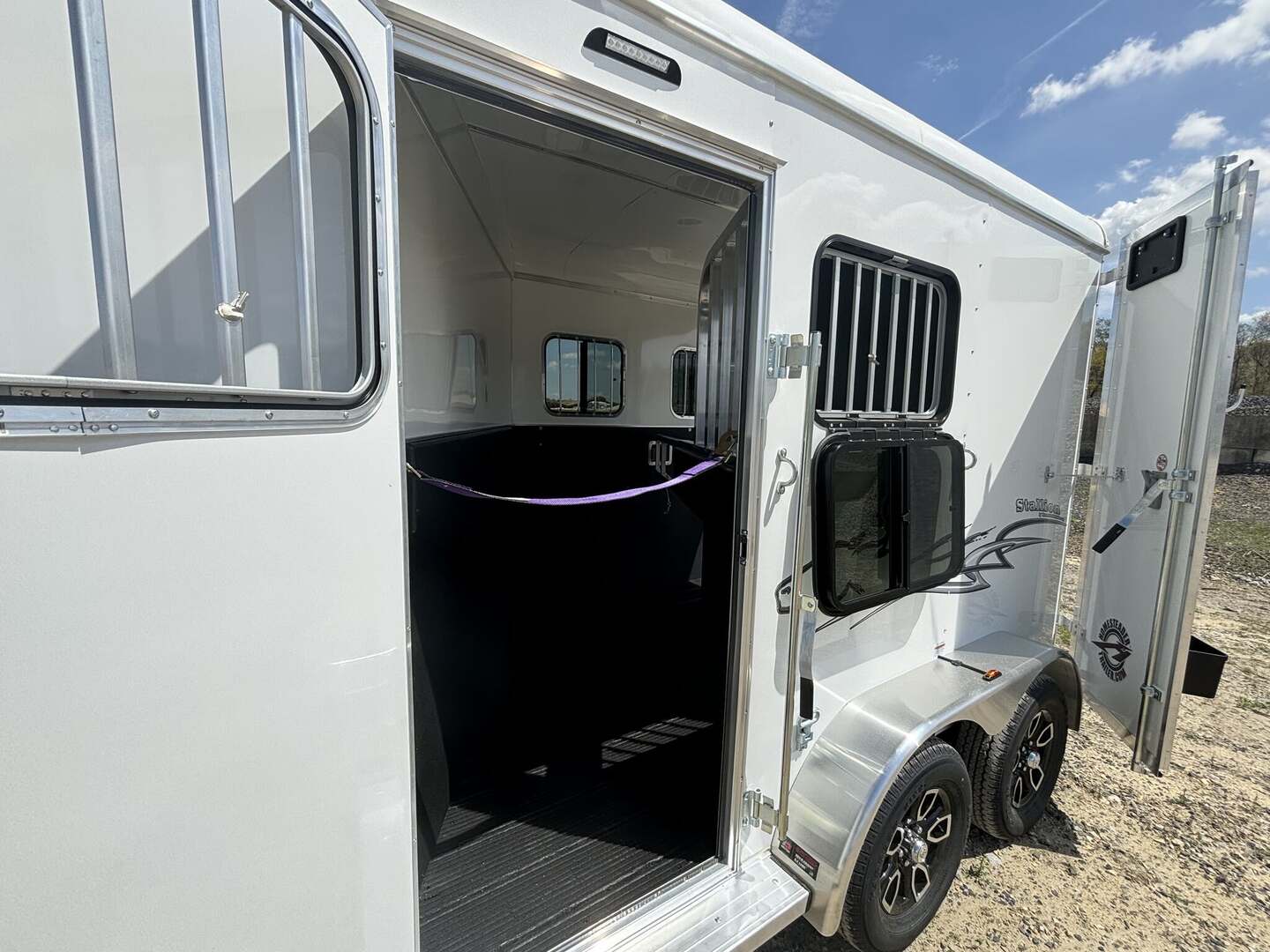 2025 Homesteader Stallion 213SB Bumper Pull - Image 14