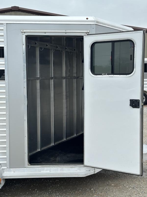 2019 Frontier 2 Horse Slant Load Stock Combo Bumper Pull - Image 6