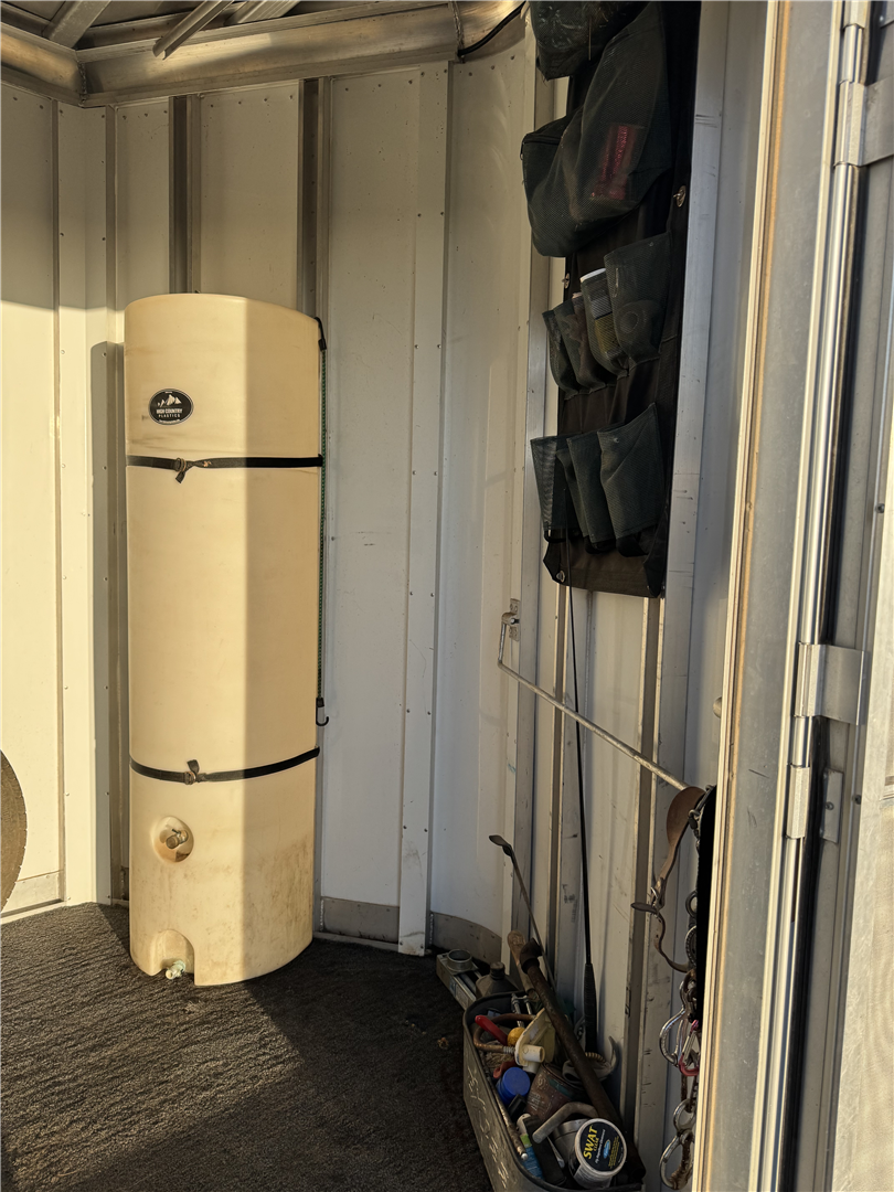 2008 Exiss EVENT 2 Horse Straight Load Bumper Pull - Image 14